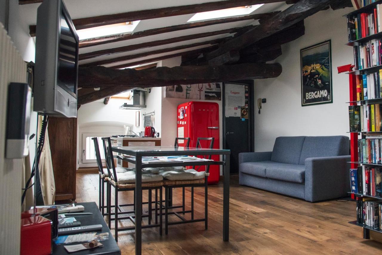 Casa Legami Charme&Relax Apartment Bergamo Bagian luar foto